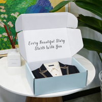 Boîte à T-shirts en Carton Ondulé Mat Premium – Emballage Élégant pour Vêtements de Marque