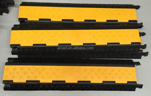สะพานยางป้องกันสายเคเบิลแบบ 3 ช่องสำหรับโรงงาน/คลังสินค้า รับน้ำหนักมาก - Product Image 3