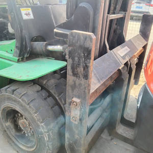 Bon prix, chariot élévateur à palettes diesel d'occasion japonais TCM 10 tonnes FD70, moteur diesel, 4 roues motrices, haute qualité, performance, à vendre - Product Image 3