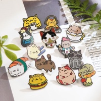Ensemble de pin's en émail personnalisés motif chat mignon, pin's en émail chat de dessin animé Kawaii pour sacs à dos, vêtements et cadeaux pour les amoureux des animaux, pin's anime personnalisés