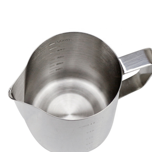Brocca per Montare il Latte in Acciaio Inox 304 a Parete Spessa con Logo Personalizzato e Scala Graduata per <span class=keywords><strong>Espresso</strong></span> e Latte Art - Product Image 3