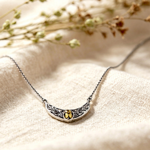 Collar con Colgante Luna Vintage Art Palace, Aleación de Plata Tibetana, Engaste de Circonita Cúbica, Cadena de Serpiente, Joyería Unisex - Product Image 1