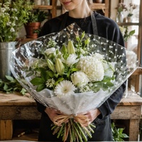 Film d'emballage en cellophane transparent imprimé cœur pour bouquets de fleurs, rouleau d'emballage cadeau OPP pour fournitures de fleuristes