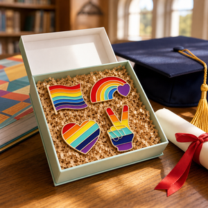 Nuevo estilo, personalización barata, orgullo arcoíris, esmalte suave y duro, Metal Love is Love Pin Badge, LGBTQA, esmalte Pride Pin para regalo - Product Image 3