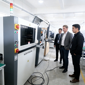 <b>Used</b> KOHYOUNG KY8030-2 <b>3D</b> SPI Solder Paste Inspection Machine Production Line - Product Image 4