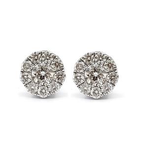 Mayorista de Joyería HK Valentine Sparkling 18 Karat White Real Diamond Round Cluster Pendientes Studs para Cumpleaños de Niños - Product Image 1