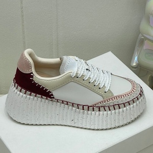 Chaussures décontractées pour hommes - Design rétro à semelle épaisse - Chaussures de sport légères et souples, tendance - Product Image 1