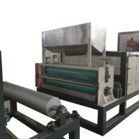 Machine à fabriquer des tapis en gazon artificiel Qingdao Julide, machine d'extrusion de tapis en plastique PE, machine de production de tapis de sol