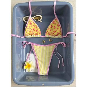 FOXA Ensemble bikini 2 pièces à fleurs pour femme, maillot de bain réversible à bretelles triangulaires avec volants - Product Image 4