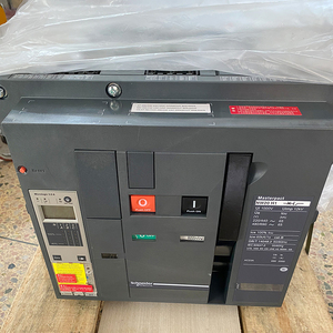 Interruptor Automático de Aire (ACB) para la Serie Masterpact NW08 H1 a NW16 H1, 800-1600A - Product Image 6