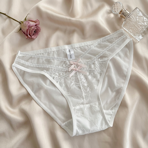 Braguitas de bikini de encaje transparente para mujer, de talle bajo, con tiras cruzadas y lazo decorativo, lencería sexy transpirable, venta al por mayor - Product Image 3