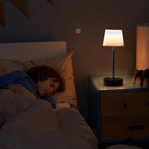 Nueva lámpara de escritorio multifuncional, iluminación moderna, simple, de gama alta, creativa, decorativa y ambiental - Product Image 3