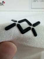 Logo en silicone 3D noir personnalisé, impression par transfert thermique, broderie, icône thermique, vêtements, t-shirts, chapeaux, sacs, chaussures, gobelets