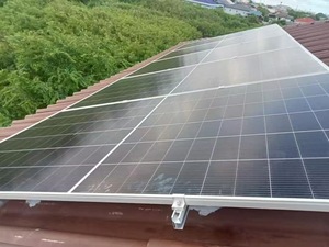 Paneles Solares Marca Longi de 595W-625W con Certificación CE, Aptos para Sistemas de Almacenamiento de Energía Doméstica en Cualquier País - Product Image 3