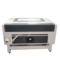 Machine de découpe laser CO2 à glissière interne / Machine de gravure laser CNC pour acrylique, cristal, PVC, cuir, caoutchouc, bois