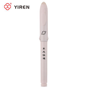 Yiren अंतरिक्ष-थीम वाले फाउंटेन पेन रॉकेट डिजाइन एरेसेबल इरिडियम नाइब सेट छात्रों के लिए - Product Image 4