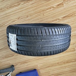 Ban Radial Michelin 255/55R18 Cayenne Profesional untuk Mobil Kota SUV Anti Selip dan Tahan Aus - Product Image 4