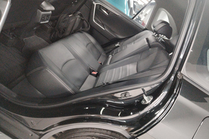 PBD <span class=keywords><strong>Auto</strong></span> <span class=keywords><strong>Toyota</strong></span> Wildlander 2024, <span class=keywords><strong>SUV</strong></span> 5 portes avec technologie de pointe, 5 places, <span class=keywords><strong>Toyota</strong></span> d'occasion, essence - Product Image 6