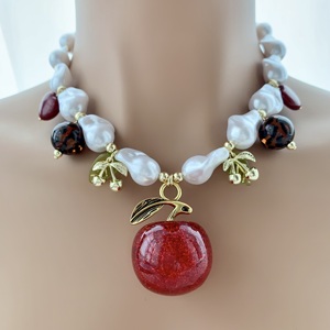 Collana di mele promozionale LS-L4195 con perline di perle oro collana di ciliegio rosso cuore <span class=keywords><strong>ambra</strong></span> collana - Product Image 2