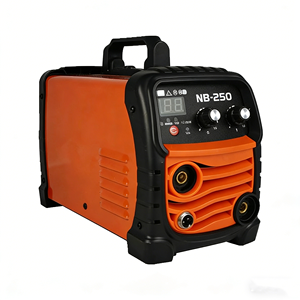 Machine à <span class=keywords><strong>souder</strong></span> à l'arc manuelle bi-tensionnelle - Outil de soudage portable amélioré pour les applications métalliques et automobiles - Product Image 5