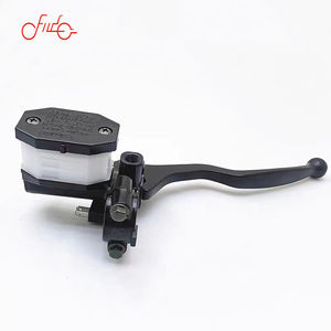 Réservoir universel de maître-cylindre de frein et d'embrayage de moto noir avec leviers et poignée de pompe de frein hydraulique de 7/8 \ "22mm - Product Image 6