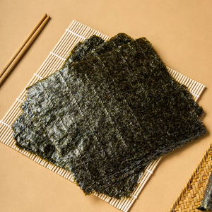 Feuilles de Nori pour Sushi, Qualité Or, 100% Naturelles, Séchées, Vente <span class=keywords><strong>en</strong></span> <span class=keywords><strong>Gros</strong></span> Directe d'Usine Nantong, Prix Compétitif, Achat <span class=keywords><strong>en</strong></span> Vrac <span class=keywords><strong>en</strong></span> Sac - Product Image 1