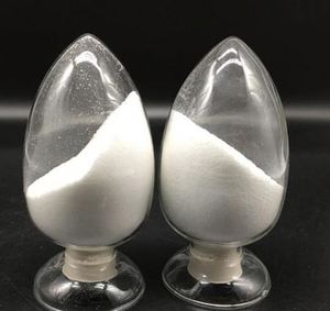 Agent auxiliaire chimique liquide, floculant anionique, émulsion de polyacrylamide, aidant à la coagulation pour la flocculation de boues rouges - Product Image 2