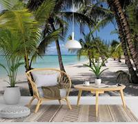 Papier peint mural avec vue sur la plage tropicale, les cocotiers, pour salon, chambre et resort