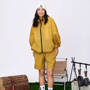Vêtement de protection solaire pour <span class=keywords><strong>homme</strong></span>, léger, à capuche, uni, sportif, respirant, 100% nylon, longueur intégrale, UPF40+, printemps/été, vente en gros - Product Image 2