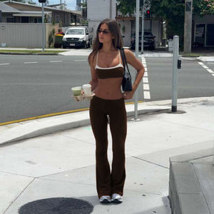 Ensemble pantalon évasé et débardeur color block pour femme – Top court sexy dos nu et pantalon long à cordon de serrage pour le streetwear et le fitness - Product Image 1