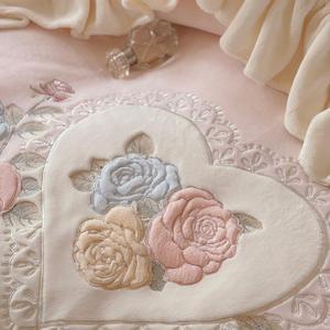 Ensemble <span class=keywords><strong>de</strong></span> literie 4 pièces en velours <span class=keywords><strong>de</strong></span> lait <span class=keywords><strong>haut</strong></span> <span class=keywords><strong>de</strong></span> <span class=keywords><strong>gamme</strong></span> ODM/OEM avec broderie <span class=keywords><strong>de</strong></span> plantes, <span class=keywords><strong>housse</strong></span> <span class=keywords><strong>de</strong></span> <span class=keywords><strong>couette</strong></span>, drap et taie d'oreiller, avec boîte cadeau - Product Image 6