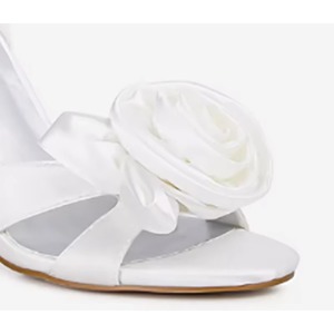 Nuevas Sandalias de Tacón Alto Elegantes de Moda Blanca para Mujer, para Bodas y Fiestas, con Punta Abierta Redonda, Correa en el Tobillo y Tacón Delgado con Flor - Product Image 4