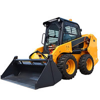 Minipala Gommata 375B ad Alte Prestazioni con Raggio di Sterzata Zero, Design Compatto per Lavori Urbani e Applicazioni Agricole