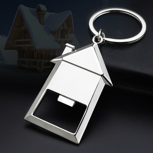Vente en gros personnalisée Cadeaux immobiliers créatifs pour nouvelle maison Ouvre-bouteille en forme de maison en métal en alliage de zinc Porte-clés - Product Image 3