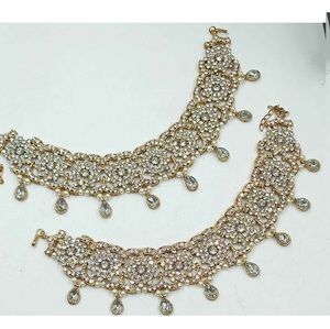 Chaîne de cheville Payal plaquée or de style traditionnel et design moderne pour femmes et jeunes filles, bijoux de mode pour mariages et fêtes - Product Image 2