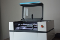 Graveur et découpeur laser CO2 de bureau JOWUEY 6040, 80W, avec refroidisseur d'eau, réponse rapide, pour le bois et les acryliques.
