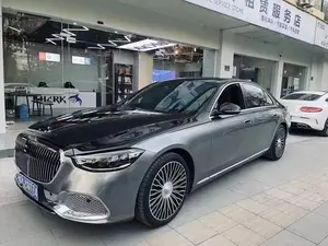 รุ่นล่าสุดหรูหรา Maybach ชุดตกแต่งภายนอกที่กําหนดเองสําหรับ S class w223 S300 S320 S500 S600 S400 S450