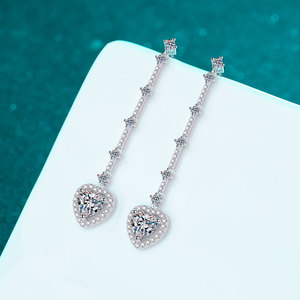 Pendientes de plata de ley S925 para mujer borla en forma de corazón 2ct pendientes de moissanita pendientes dulces adecuados para el uso diario - Product Image 5