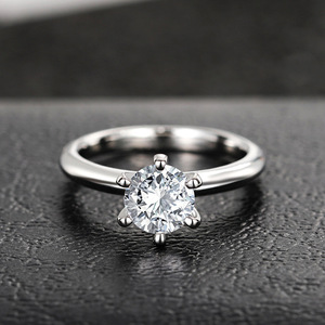 Anello Semplice ed Elegante per Donne, Gioiello da Dito di Tendenza - Product Image 3