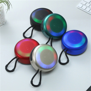 Loa BT Không Dây LED RGB Flash 5W Hình Tròn Nhỏ Gọn Bán Sỉ Nhiều Màu Sắc Lựa Chọn Từ Nhà Máy - Product Image 4