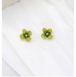Luxurious Green Camellia Crystal <b>Stud</b> Earrings Versatile High-End Design with Zircon for Gift - Product Image 6