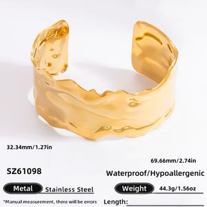 Stylish 18K Gold Stainless Steel Wide Face Bracelet for Women High-End Non-Fading INS Style <b>Charm</b> Bracelets for Anniversary - Product Image 6