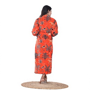 Bata de terciopelo de lujo ligero para mujer, con cordón ajustable, talla grande, para hotel y spa, camisón largo y grueso para otoño e invierno - Product Image 2