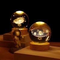 Lumineux 8cm 3d sculpté boule de cristal veilleuse Base en bois massif décoration artistique veilleuse personnaliser anniversaire cadeau créatif