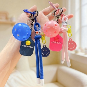 Nouveau design 2026 – Porte-clés créatif en PVC coloré en forme <span class=keywords><strong>de</strong></span> raquette <span class=keywords><strong>de</strong></span> pickleball – Pendentif pour sac d'école – Cadeau promotionnel - Product Image 1