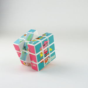 Cubo Mágico Yu Xin 3x3, Rompecabezas con Adhesivos, Juguete para Estimular el Cerebro para Adolescentes - Product Image 4