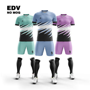 Maillot de football double face en promotion – Nouveau design, tenue de football douce, séchage rapide, respirante pour l'entraînement - Product Image 4