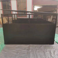 Caseta para Perros de Exterior con Diseño de Rayas, 6' de Ancho x 6' de Largo x 6' de Alto, Estructura Metálica