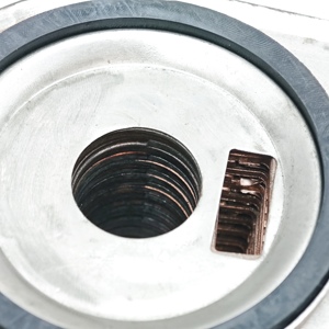 Enfriador de Aceite de Alta Eficiencia de 9 Capas para Motores YTO (Tractor/Cargador) Modelo 4RG9.520100 (Marca YTO) - Product Image 5