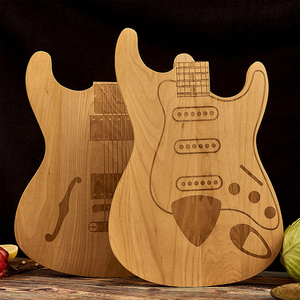 <span class=keywords><strong>Planche</strong></span> à découper créative en <span class=keywords><strong>forme</strong></span> de <span class=keywords><strong>guitare</strong></span> en bois massif pour la cuisine à usage domestique avec un emballage attrayant - Product Image 5